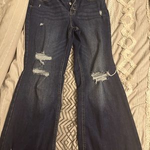 Maurice’s flare leg jeans ever-flex perfect condition